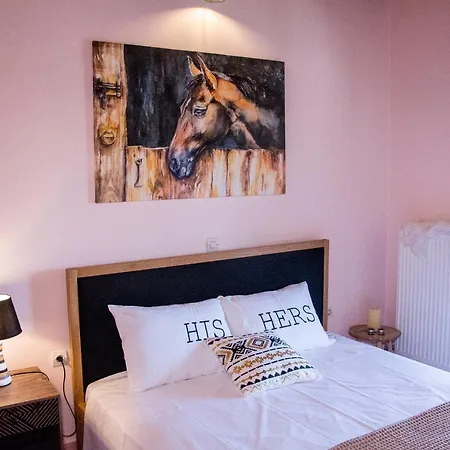 Heaven Hill With Balcony *