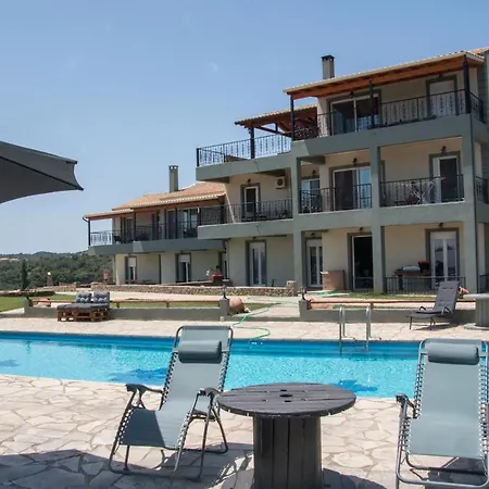 Heaven Hill With Balcony *