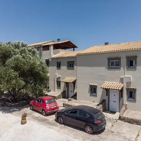 Heaven Hill With Balcony *