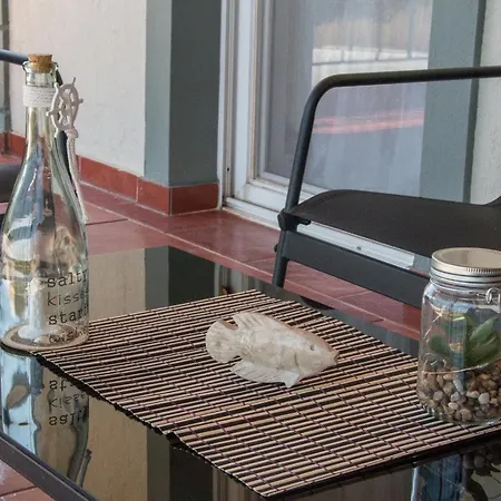 Heaven Hill With Balcony