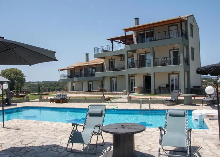 Heaven Hill With Balcony *